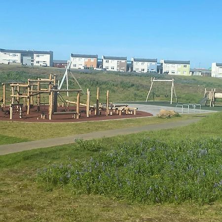 Spacious 3Br Condo Near Blue Lagoon 15M Airport 9M Njarthvik Extérieur photo